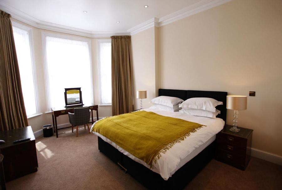 Glenlyn Hotel & Apartments Barnet Værelse billede